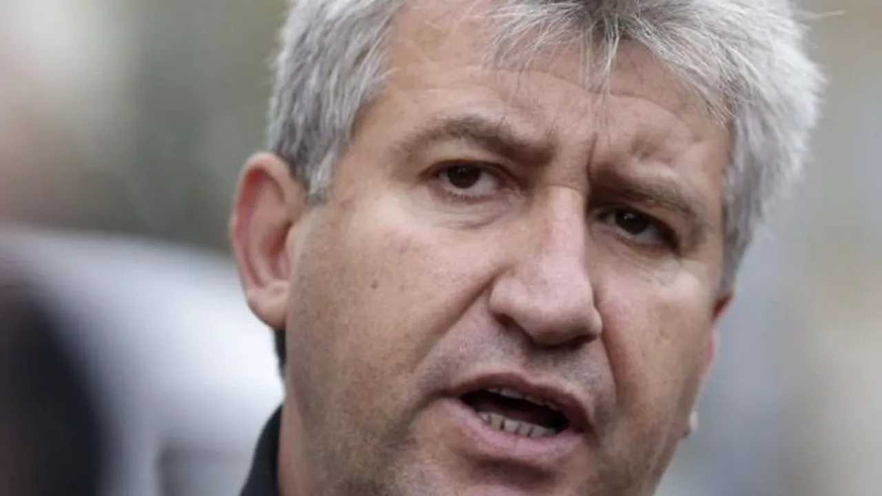 Valentin Rîciu, consilierul lui Carmen Dan, vizat în trei dosare penale, a demisionat: Încetez activitatea la cabinetul ministrului