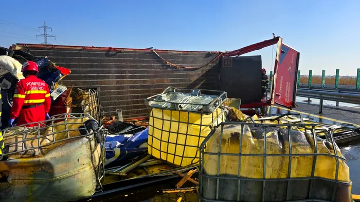 Accident pe Autostrada A0, între Berceni și Bragadiru, cu 3 autotrenuri. O persoană a murit, iar alte 3 sunt rănite