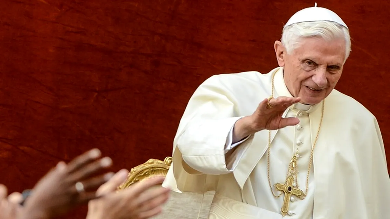 Presa germană: Problemele de sănătate care l-au forțat pe Papa Benedict al XIV-lea să demisioneze