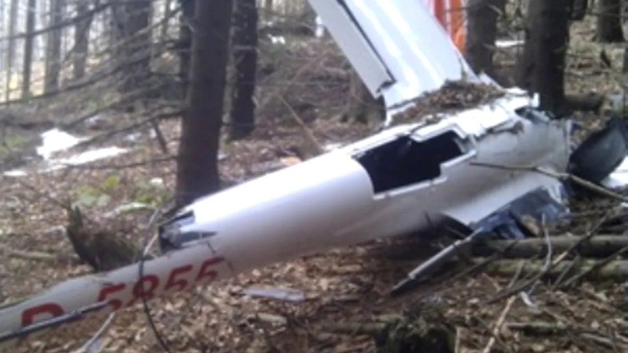 Epava planorului dispărut în luna august a fost găsită în Masivul Postăvaru, zona în care aparatul fusese lansat