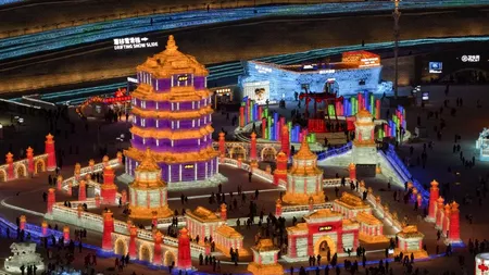 Țara care construiește cel mai spectaculos „Oraș de gheață” din lume în fiecare an