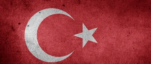 Doi morți și 35 de răniți într-un atac cu mașină-capcană în Turcia