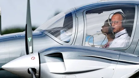 Trei persoane ar fi încercat să saboteze avionul privat al cancelarului Germaniei. Principalii suspecți sunt din același oraș cu Friedrich Merz