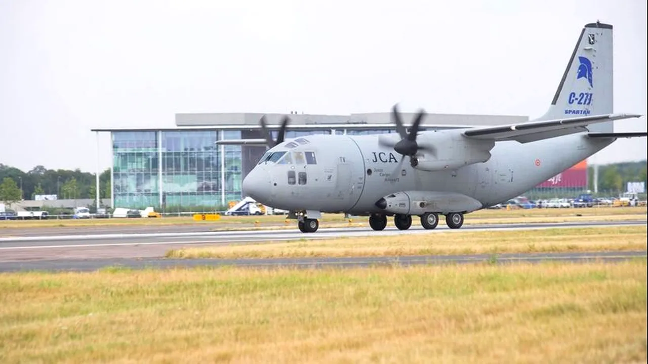 Aeronava care trebuia să îi aducă pe cei 41 de români care au reușit să plece din Gaza s-a defectat. Ce măsuri a luat MApN