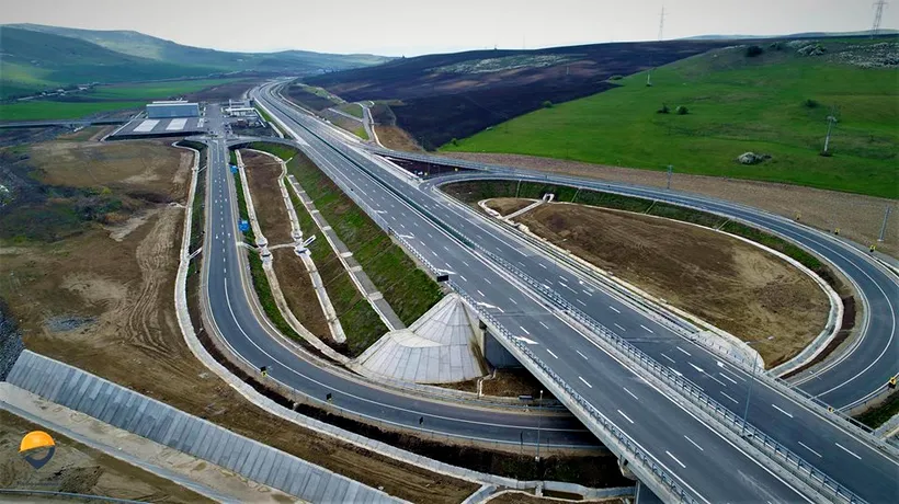 Băsescu, atac dur, după ce ministrul Șova a scris pe Facebook că multinaționalele vor pleca când avem autostrăzi: Mare nerozie și neînțelegere