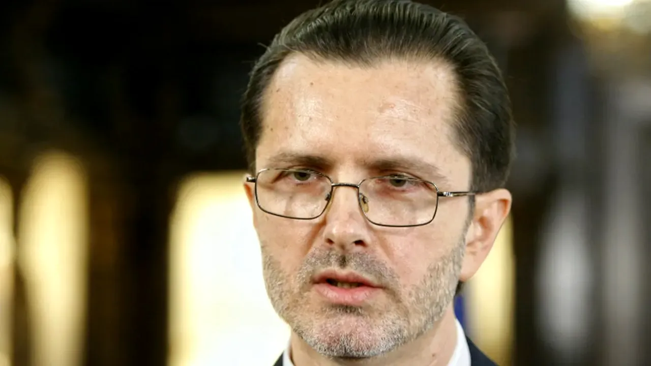 APADOR-CH: „Cerem Parlamentului demiterea lui Vasile Bănescu din CNA pentru incapacitate profesională”