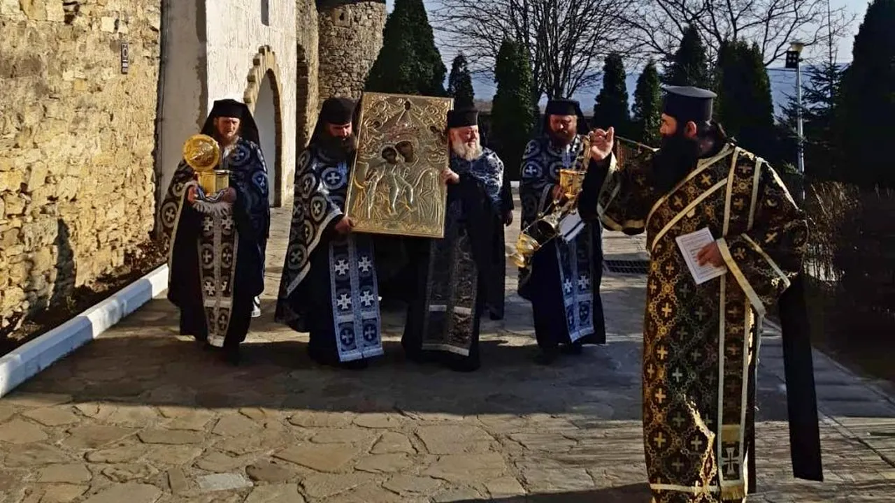 S-A AFLAT! Ce sumă a donat Patriarhia Română în lupta împotriva noului coronavirus FOTO