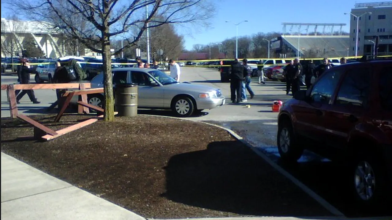 Recompensă de un milion de dolari pentru informații despre un polițist american căutat pentru trei crime