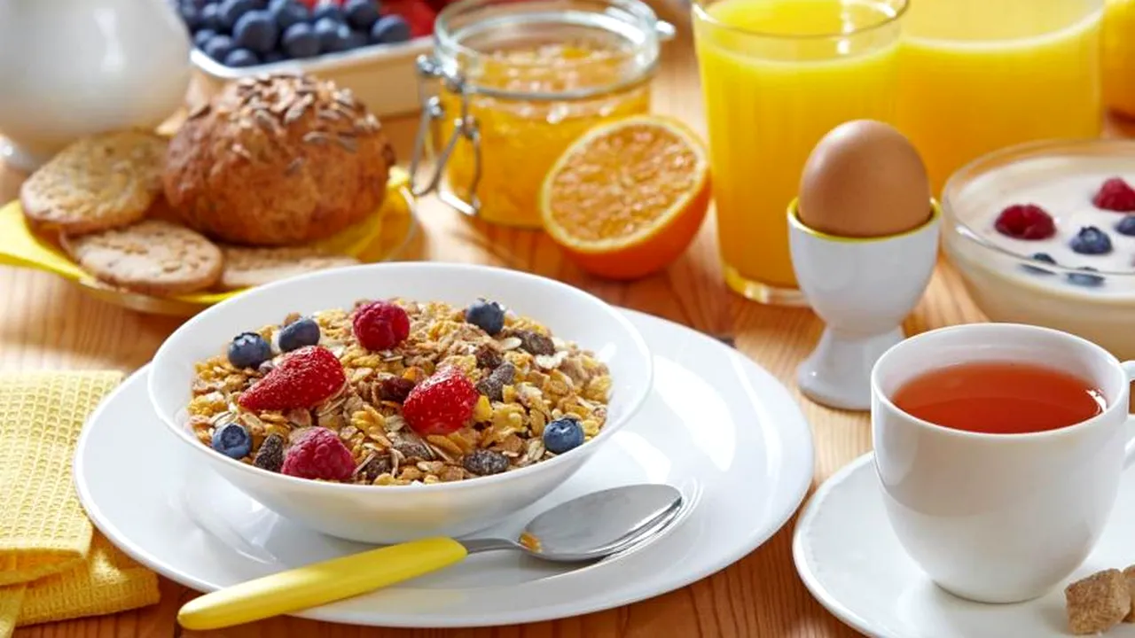 De ce te simți vlăguit când nu iei micul dejun