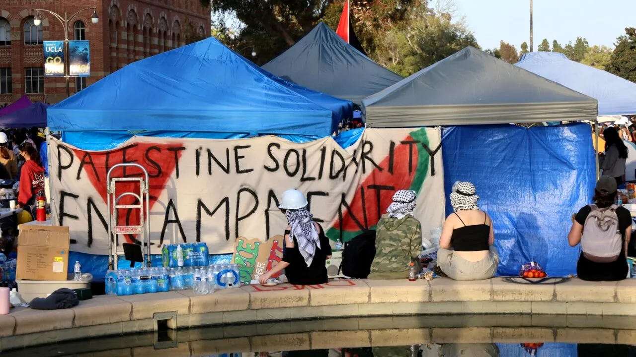 REUTERS: De ce palestinienii se pot baza pe studenții americani care protestează, dar nu și pe aliații săi arabi?