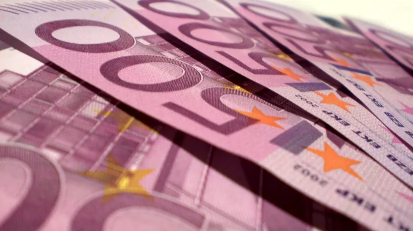 Euro a înregistrat cea mai mare creștere din acest an față de dolar, după deciziile liderilor UE