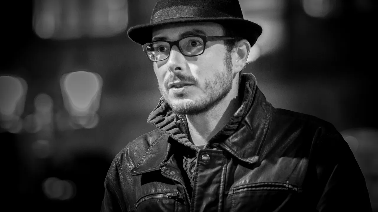 Dacă ai afla că se fac ilegalități la locul tău de muncă, le-ai face publice?