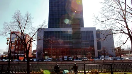 Primăria Capitalei dă mai mulți bani pentru datoriile de la sectoare. Cât primește fiecare primărie în parte