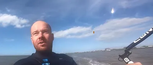 Eveniment rar și spectaculos, surprins accidental de un bărbat care făcea kiteboarding - VIDEO