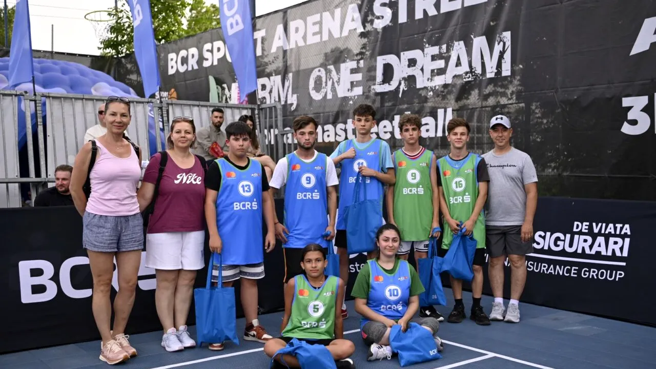 Baschetul 3x3 se JOACĂ și pe caniculă! 400 de sportivi au înfruntat condiții extreme