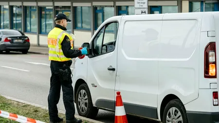 Armament din Ucraina, depistat într-un vehicul care a tranzitat ROMÂNIA în drumul spre Rusia /Suspiciuni privind pregătirea unui atac