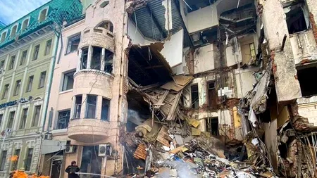 48 de școli și peste 600 de blocuri de apartamente au fost distruse de bombardamentele rusești, în Harkov