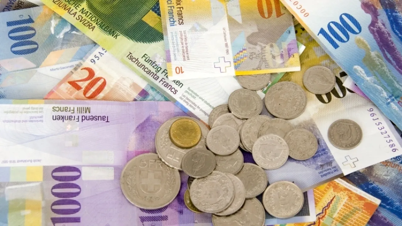 Parlamentul caută soluții pentru criza francilor elvețieni. De la ce propuneri se pleacă. PLUS: BNR are un avertisment