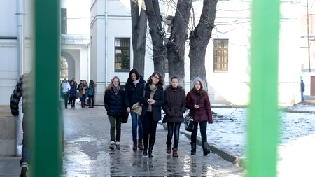 EVALUARE NAȚIONALĂ 2015. Elevii susțin luni simularea la ROMÂNĂ