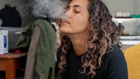 Care este primul oraș din România în care fumatul ar putea fi interzis în parcuri și în locurile de joacă