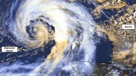 Cea mai puternică FURTUNĂ din ultimii 30 de ani lovește o țară din Europa cu forța unui uragan. Localnicii, avertizați să rămână în case