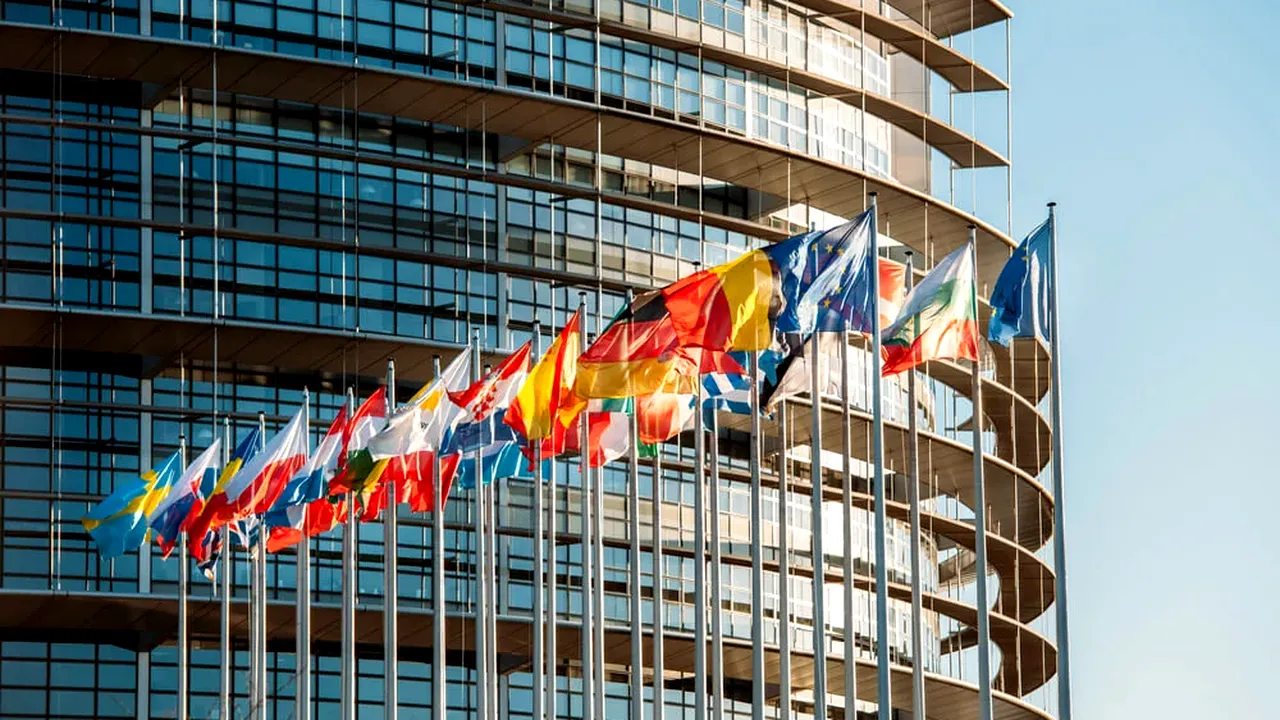Germania, Spania și Franța se contrazic pe tema „Made in Europe”. Cum vor cele trei țări să favorizeze producția europeană