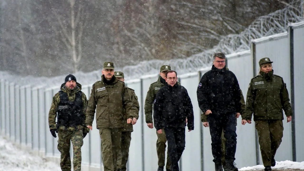 Polonia construiește o barieră ELECTRONICĂ la granița cu Rusia. Dotările tehnologice vor fi de ultimă generație!