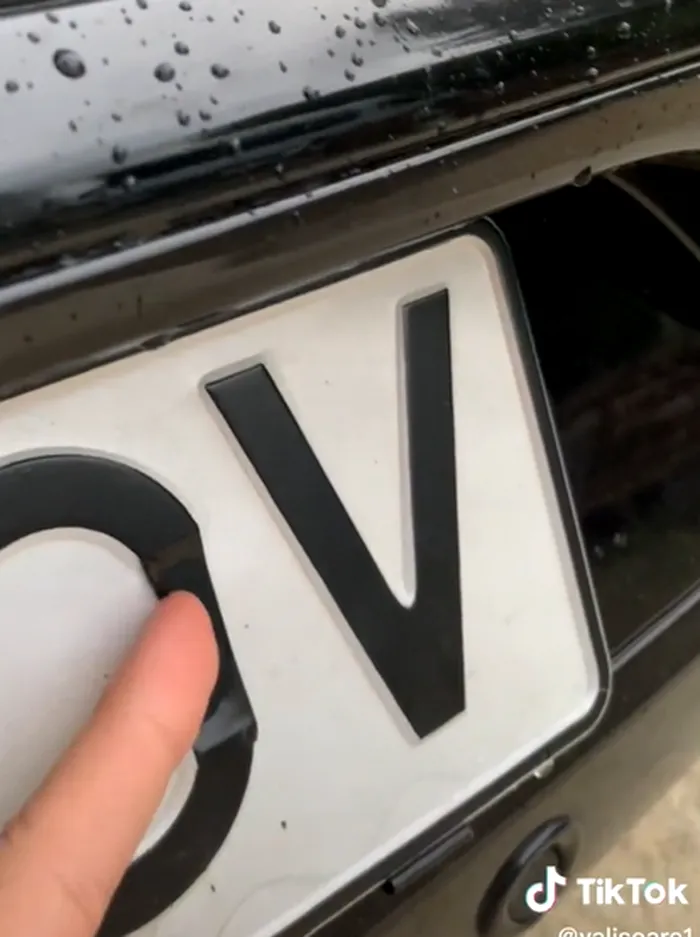 Trucul care a luat amploare în România! Cum scapă șoferii români de amenzi