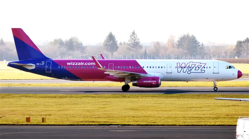 Cursă Wizz Air, de la Sibiu, deviată la Budapesta după ce avionul a LOVIT o pasăre