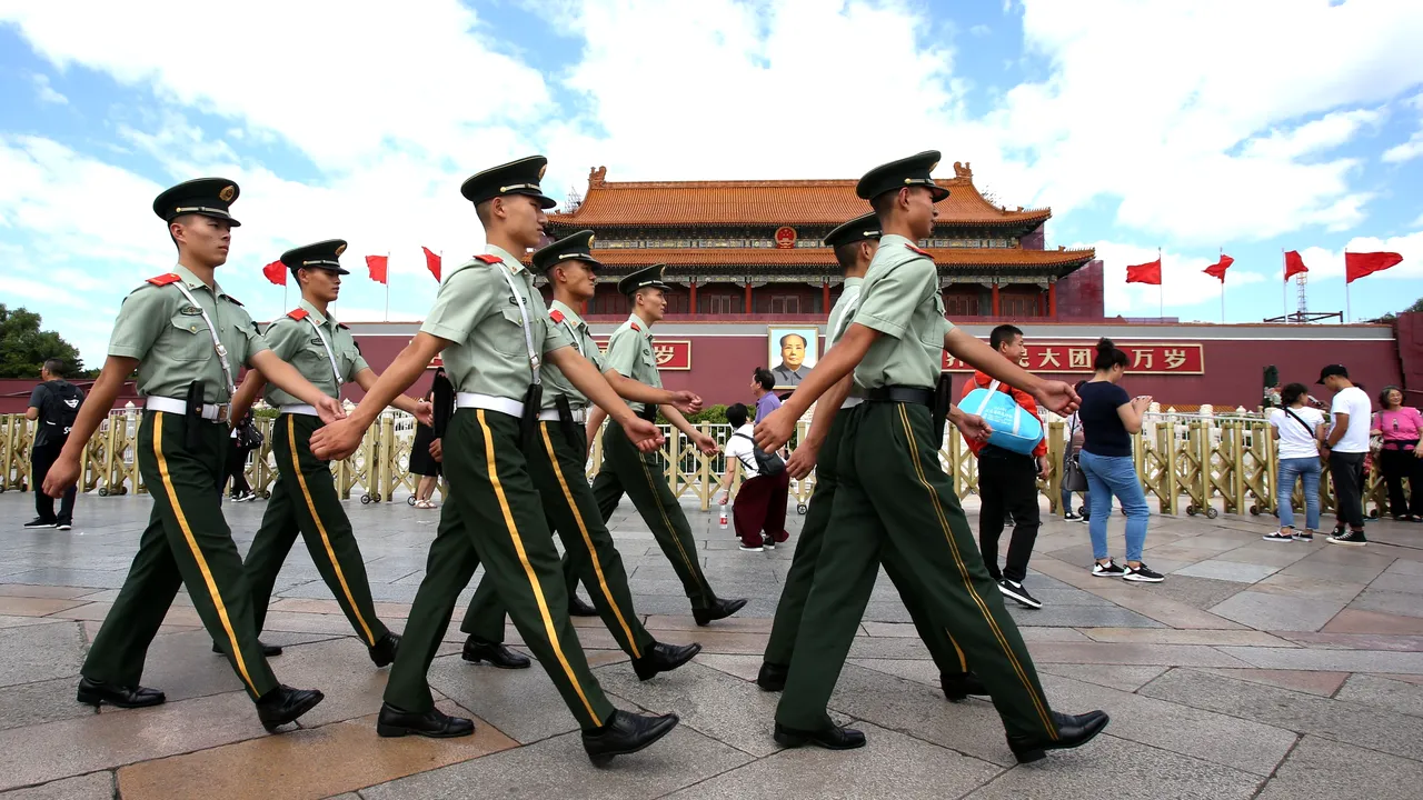 Aveți grijă când călătoriți în China. Un bărbat a fost ARESTAT, după ce și-a fixat CEASUL cu două ore înaintea Beijingului