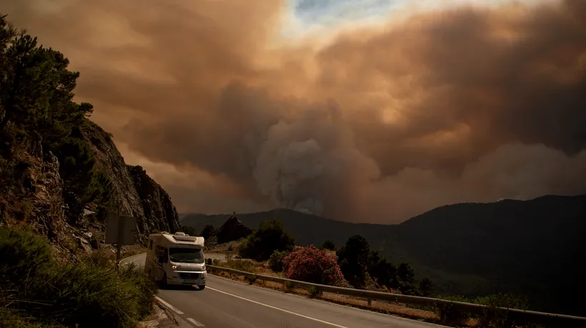 Incendiu de vegetație în sudul Spaniei. Mii de persoane au fost evacuate din calea flăcărilor