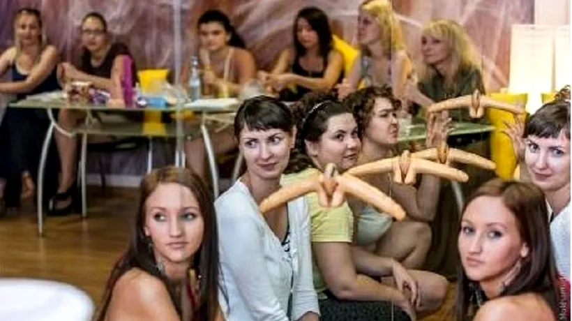 Imagini incredibile în articol! Aceste moldovence învață să facă SEX ORAL timp de 3 ore și jumătate. INTERZIS MINORILOR!
