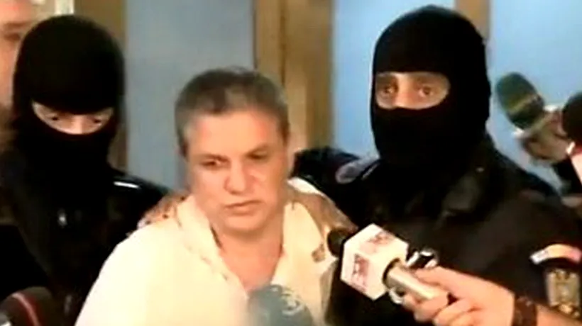 Judecătorii Bărbuță și Prandea, suspendați de CSM, după trimiterea în judecată pentru corupție