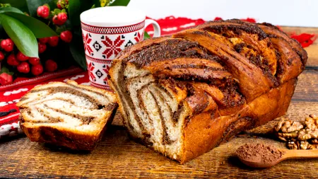 Românii nu își mai permit să cumpere COZONAC ca pe vremuri. Producătorii se tem că vor rămâne cu marfă nevândută