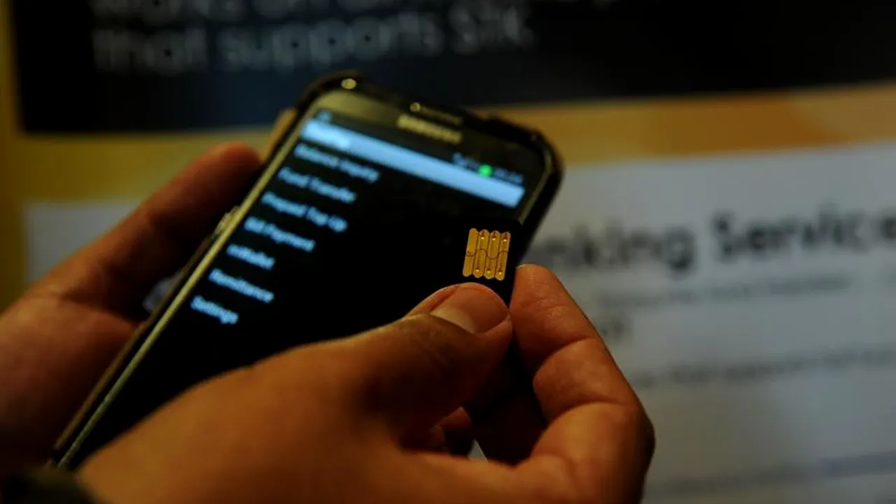 Numărul utilizatorilor de telefonie mobilă a crescut în 2013 cu 0,3%, iar traficul de voce cu 3,3%