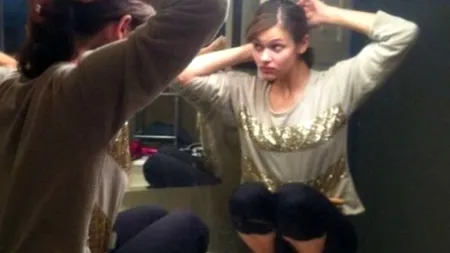 Motivul pentru care o tânără regretă că și-a postat o fotografie pe o rețea de socializare