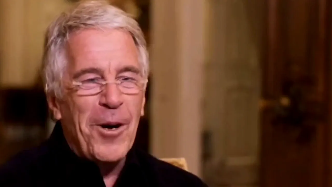 Moartea lui Jeffrey Epstein, postată cu 38 de minute înainte de anunțul oficial: FBI nu a găsit autorul