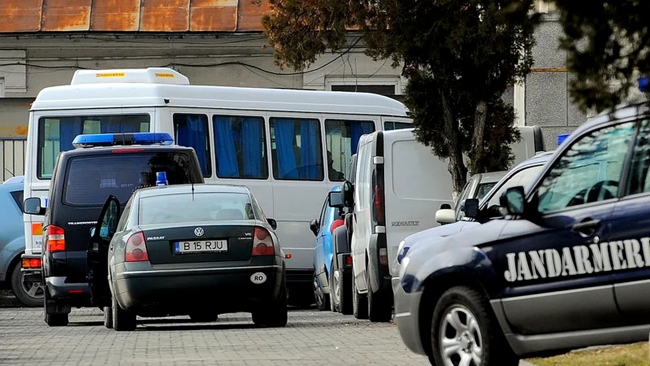 Mai multe persoane, printre care fostul șef al Serviciului de Informații și Protecție Internă Constanța și fostul șef al Vămilor, reținute în dosarul în care este implicat și Blejnar