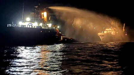 O navă cu ajutoare umanitare pentru Gaza a luat FOC după ce a fost lovită de o dronă. La bord ar fi trebuit să se afle și Greta Thunberg