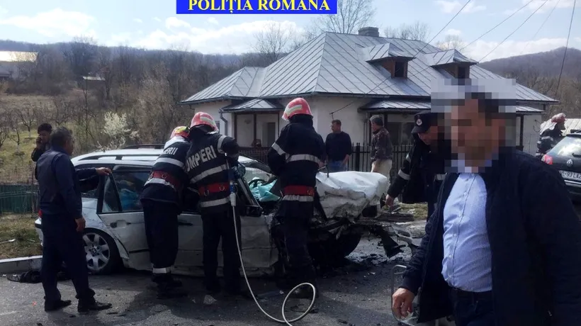 Accident DEVASTATOR în Vâlcea: Două persoane au murit și alte cinci au fost rănite după ce o mașină a pătruns pe CONTRASENS