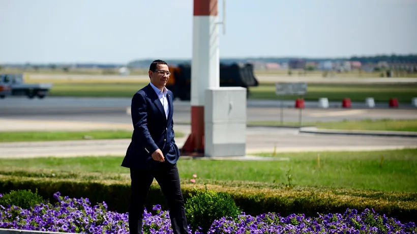 Ponta a revenit în țară după câteva zile petrecute în Dubai. Din ce avion a coborât premierul  