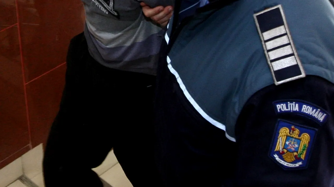 Adolescent de 15 ani, arestat preventiv sub acuzația de viol, victima fiind un băiat de șapte ani