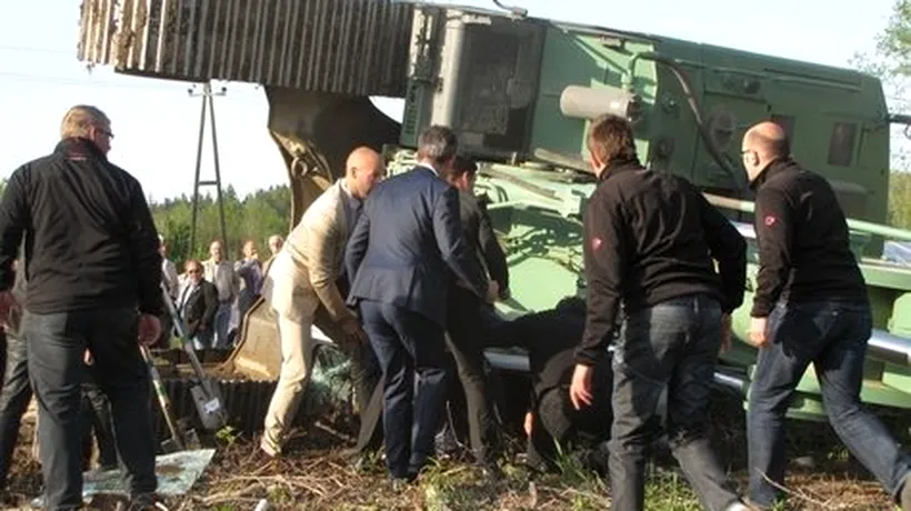 Un politician german s-a răsturnat cu un excavator, la inaugurarea unui șantier