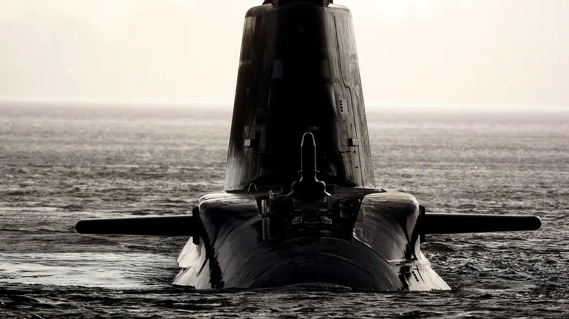 Un submarin rus dotat cu rachete nucleare depistat în largul coastelor Franței 