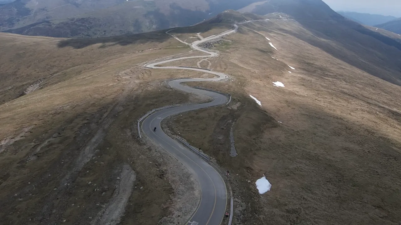 Vineri se deschide TRANSALPINA. Orarul de circulație pentru vara 2025