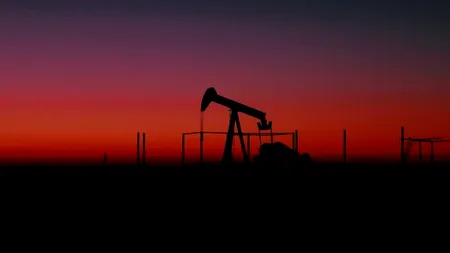 Energia regenerabilă și industria combustibililor fosili: ”De la net zero înapoi de unde am plecat?”