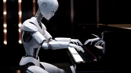 Cine sunt angajații aflați în cel mai mare pericol de a fie înlocuiți cu Inteligența Artificială (AI). LISTA cu joburile care prezintă un risc ridicat