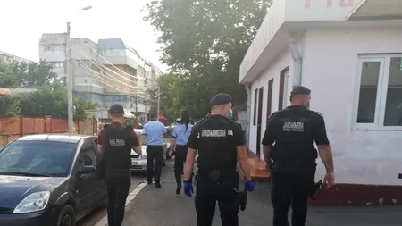 Protestatar din Buzău, târât și băgat cu forța în dubă! Jandarmeria dezvăluie ce s-a întâmplat în realitate - VIDEO cu incidentul