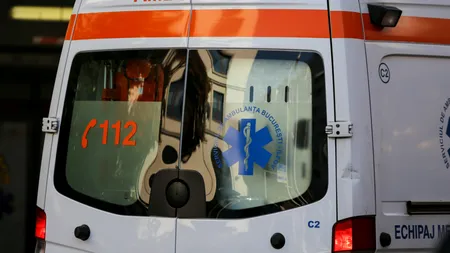 Elevă de 17 ani din Neamț, transportată la SPITAL după ce a căzut în gol de la 5 metri. Ea încerca să evadeze din internat