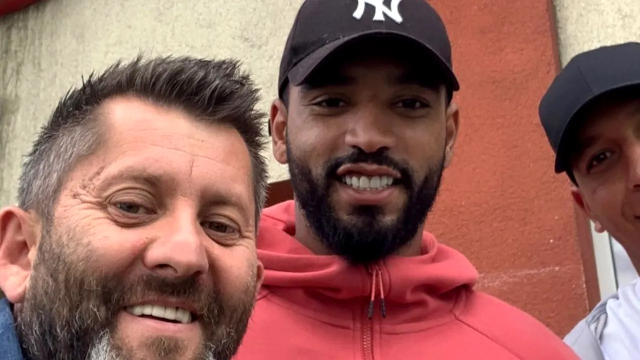 Billel Omrani a semnat cu FCSB! Gigi Becali: „E cel mai bun atacant din România”. Ce salariu încasează